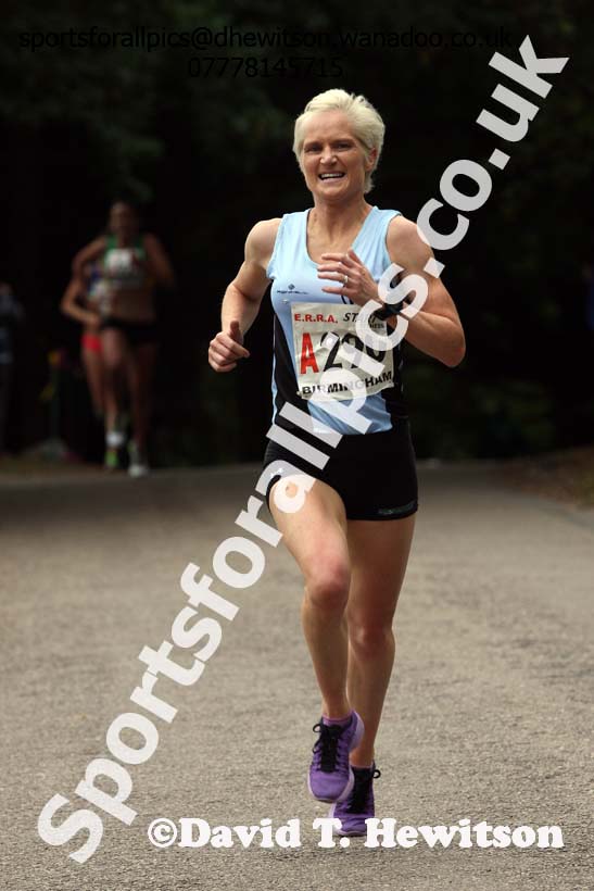 Senior womens 4 stage road relay, English National 6 and 4 Stage Road Relays, Sutton Park, Birmingham. Photo: David T. Hewitson/Sports for All Pics